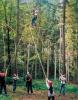 Teamübung im Kletterwald